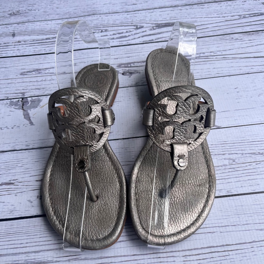 Tory Burch Metallic Pebbled Leather Thong Sandals Womens 6.5M Designer Luxury